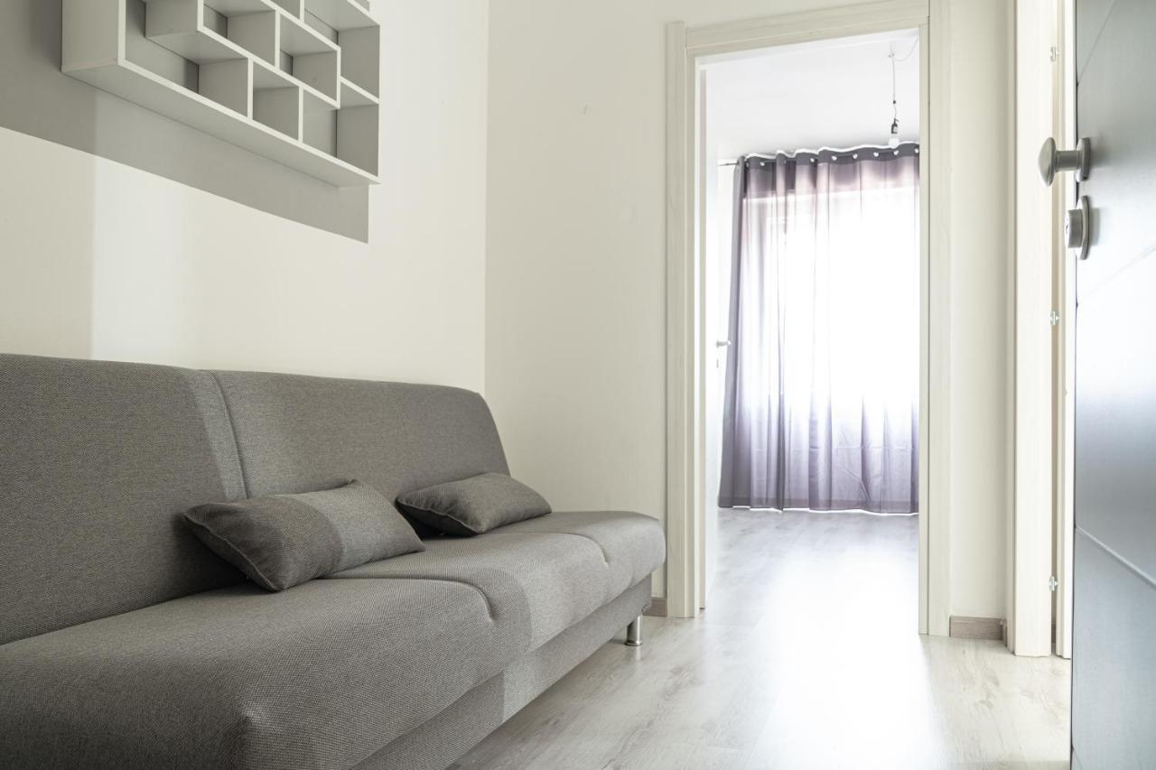 Almi - Guest Apartment Porto Torres Bagian luar foto
