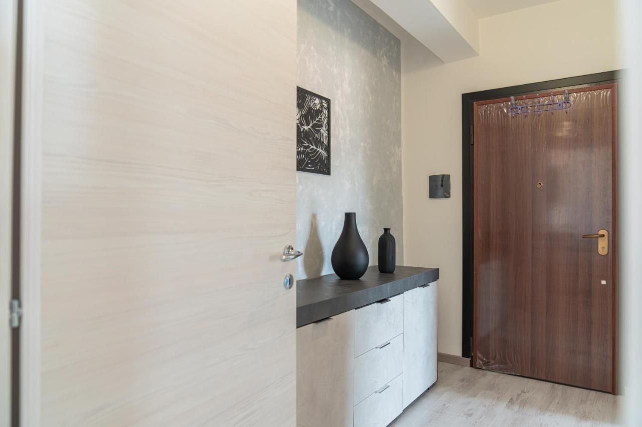 Almi - Guest Apartment Porto Torres Bagian luar foto
