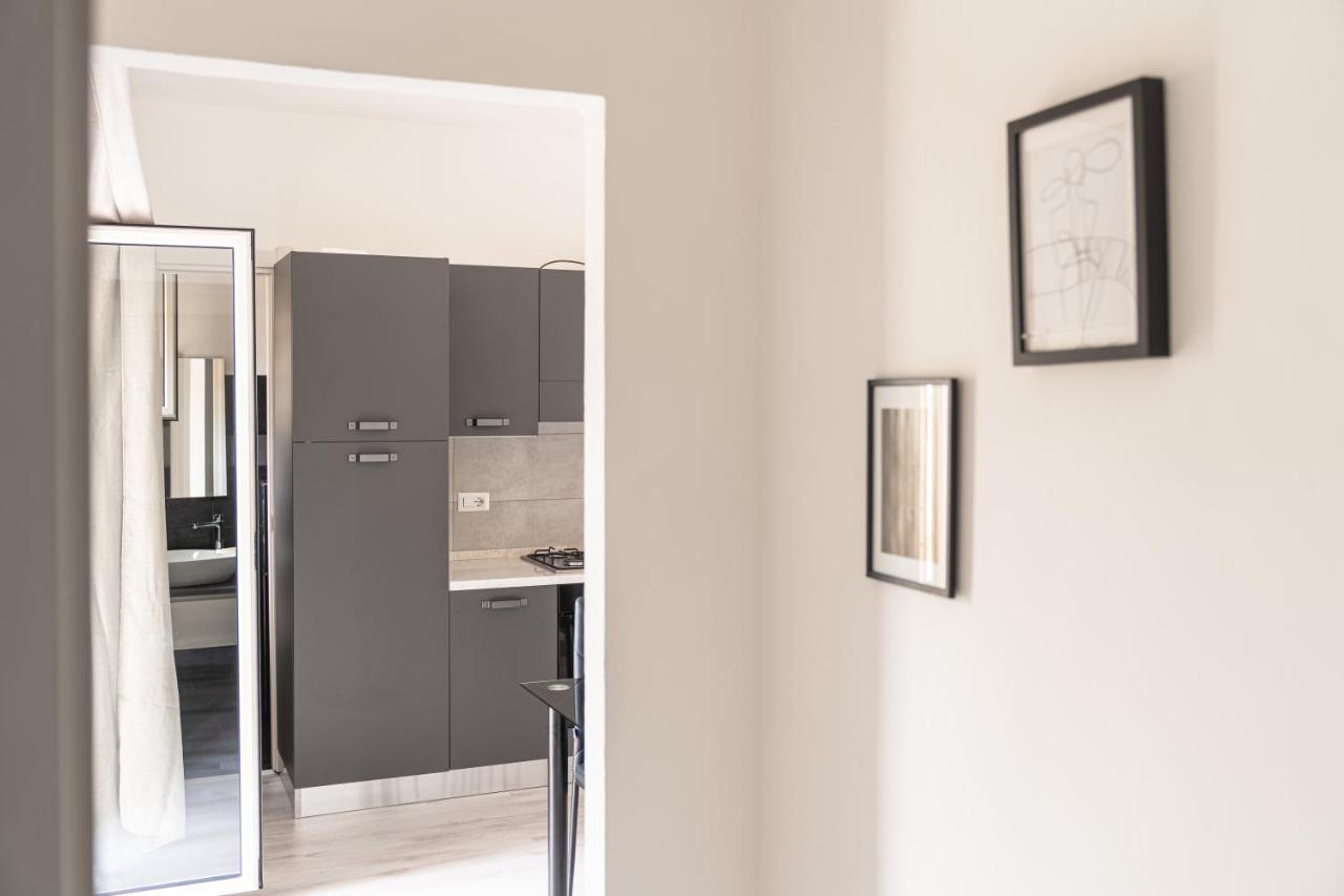 Almi - Guest Apartment Porto Torres Bagian luar foto