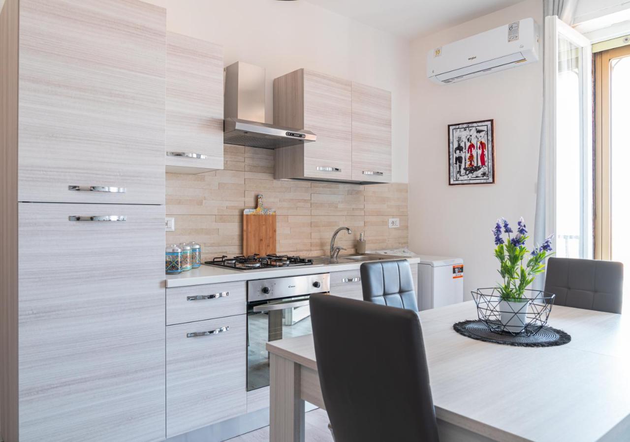 Almi - Guest Apartment Porto Torres Bagian luar foto